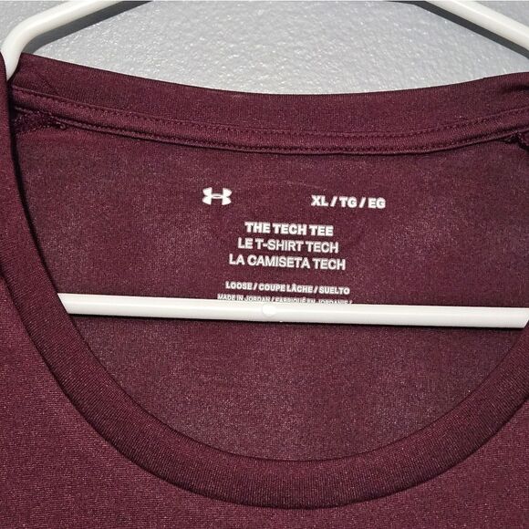Under Armour, Mens Tech Tee in Depp Burgundy. NWOT, Size XL - Picture 2 of 7